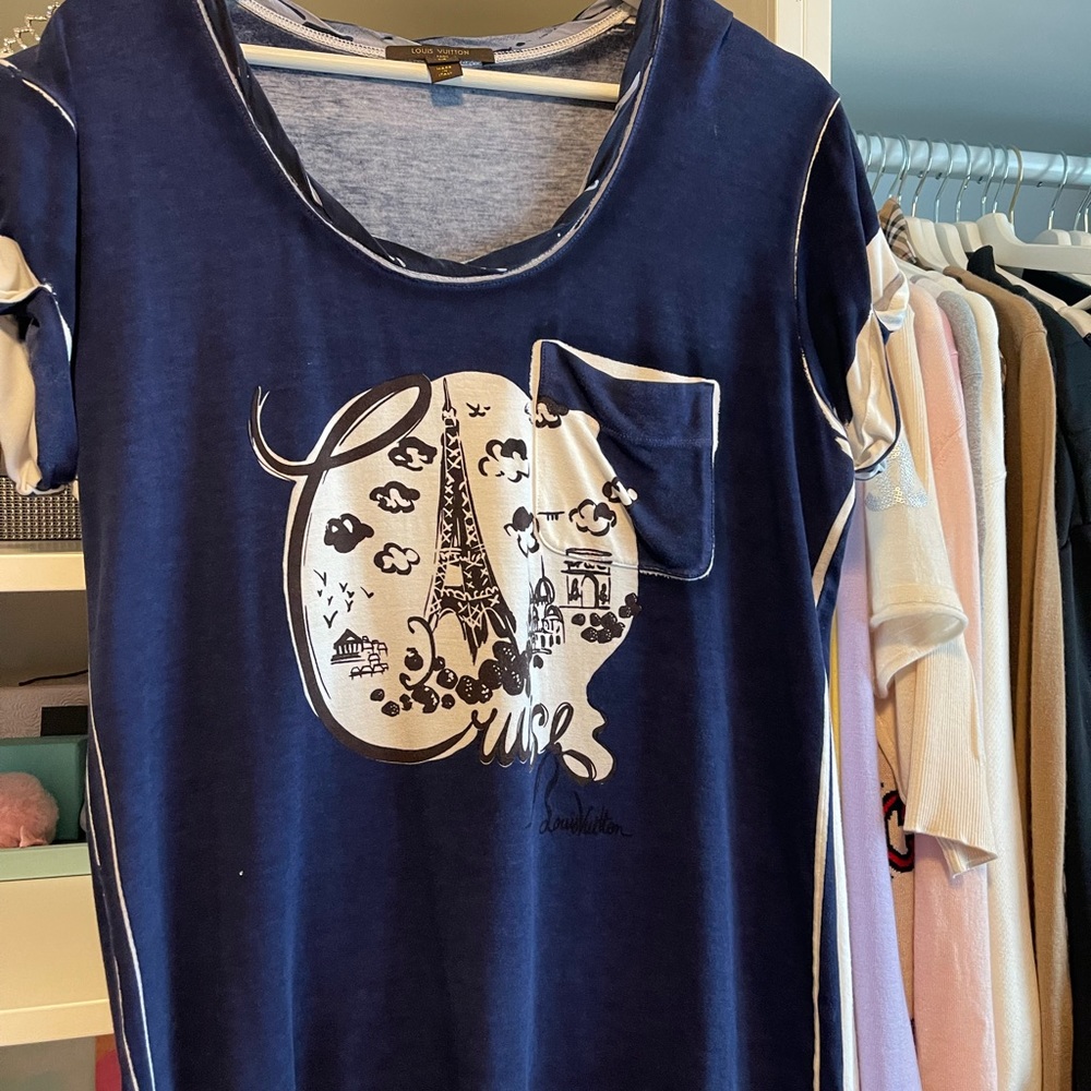 Sold”””Authentic Louis Vuitton T shirt size m